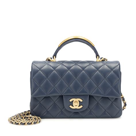 chanel navy blue lambskin handbag with gold plate|chanel 經典手袋.